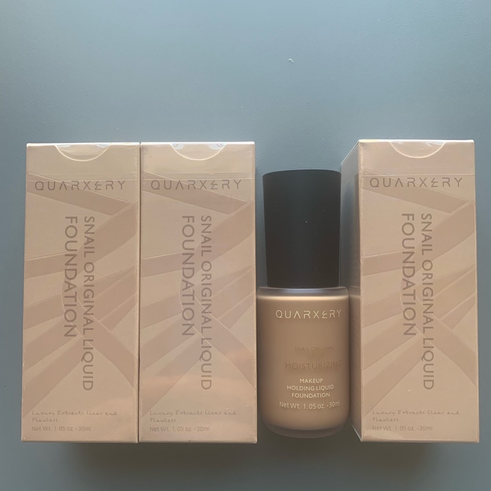 3 x Snail Liquid Moisturizing Holding Foundation Walnut 201MD NWT